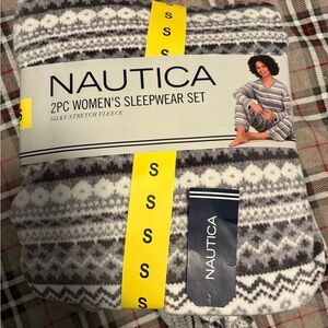Nautica 2pc fleece pajamas sleepwear set women’s small gray white NWT